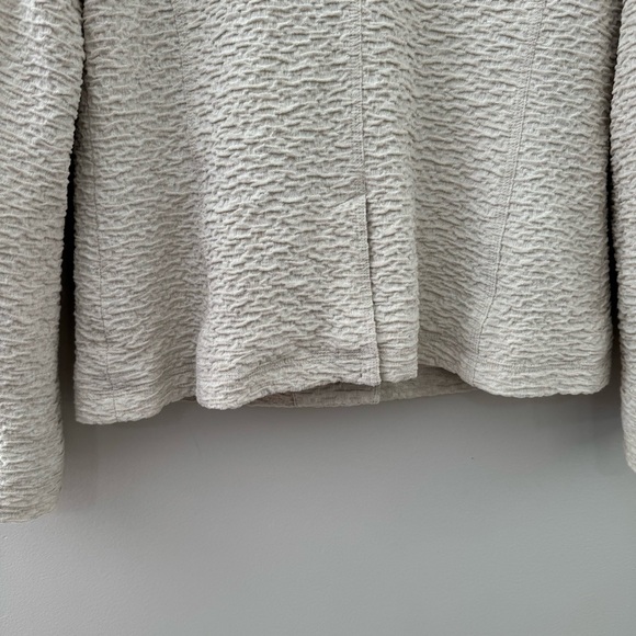 Eileen Fisher Crinkle Fabric Blazer XS Notched Collar Pockets Button Closure XS - Picture 10 of 14